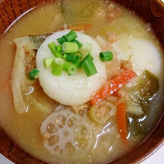 朝ご飯に餅入りみそ汁～餅粉使用～秋